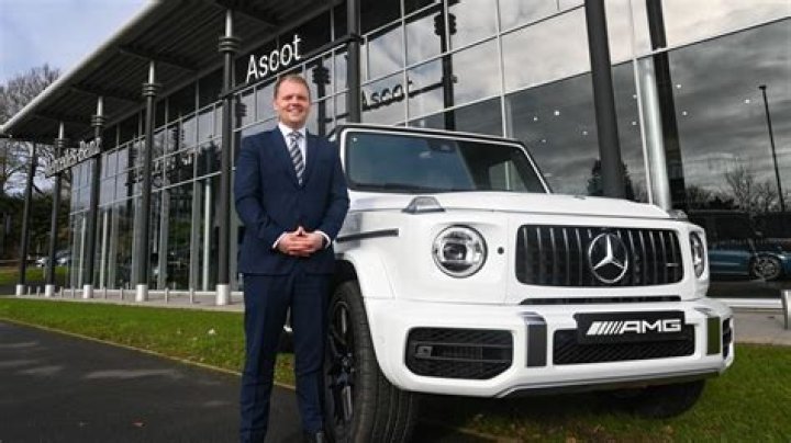 Are car dealership owners rich?