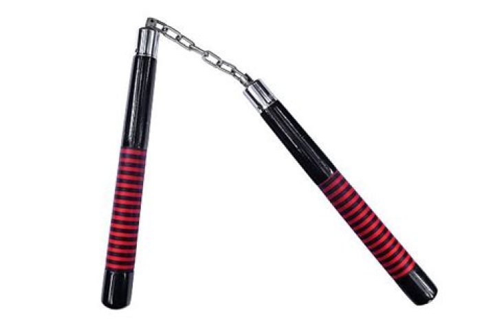 Are nunchucks illegal UK?