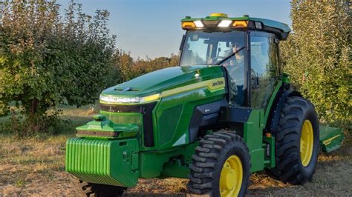 Are there autonomous tractors?