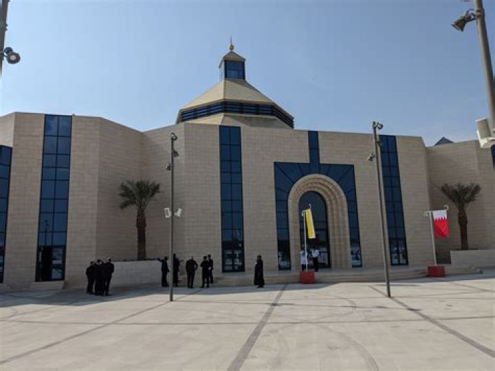 Are there churches in Saudi Arabia?