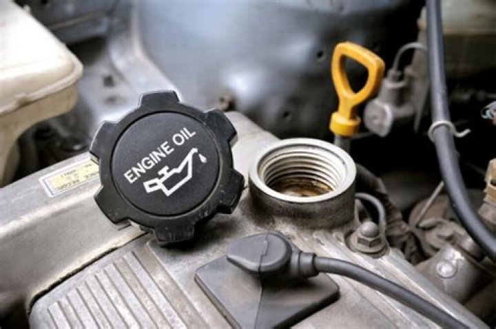 Can a loose oil cap cause check engine light?