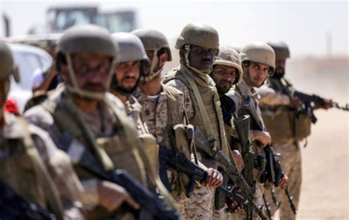 Can I join UAE army?
