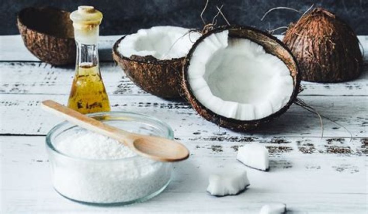 Can I leave coconut oil on my skin overnight?