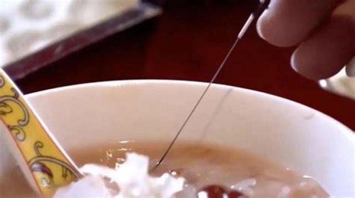 Can silver detect poison?