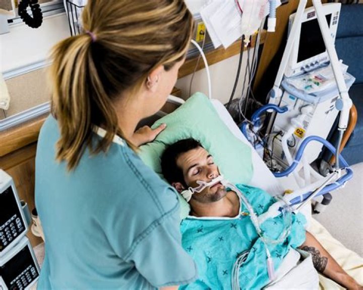 Can someone survive after being on a ventilator?