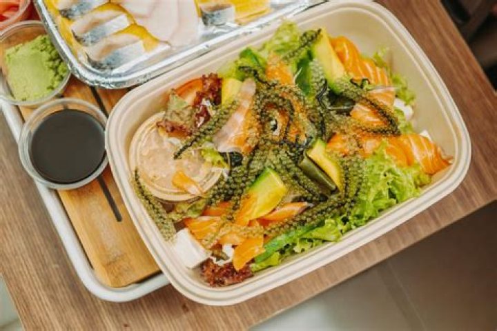 Can vintage Tupperware go in the dishwasher?
