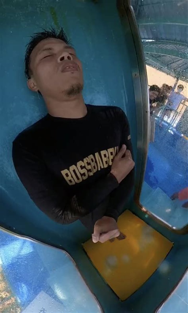 Can you get stuck on a water slide?