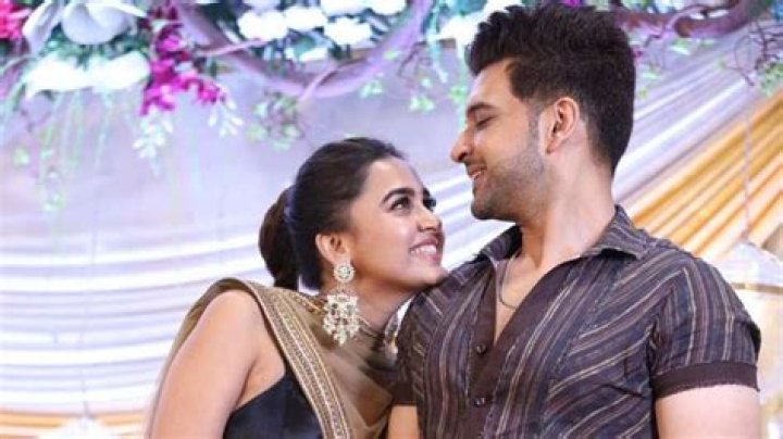 Can you kiss in public in India?