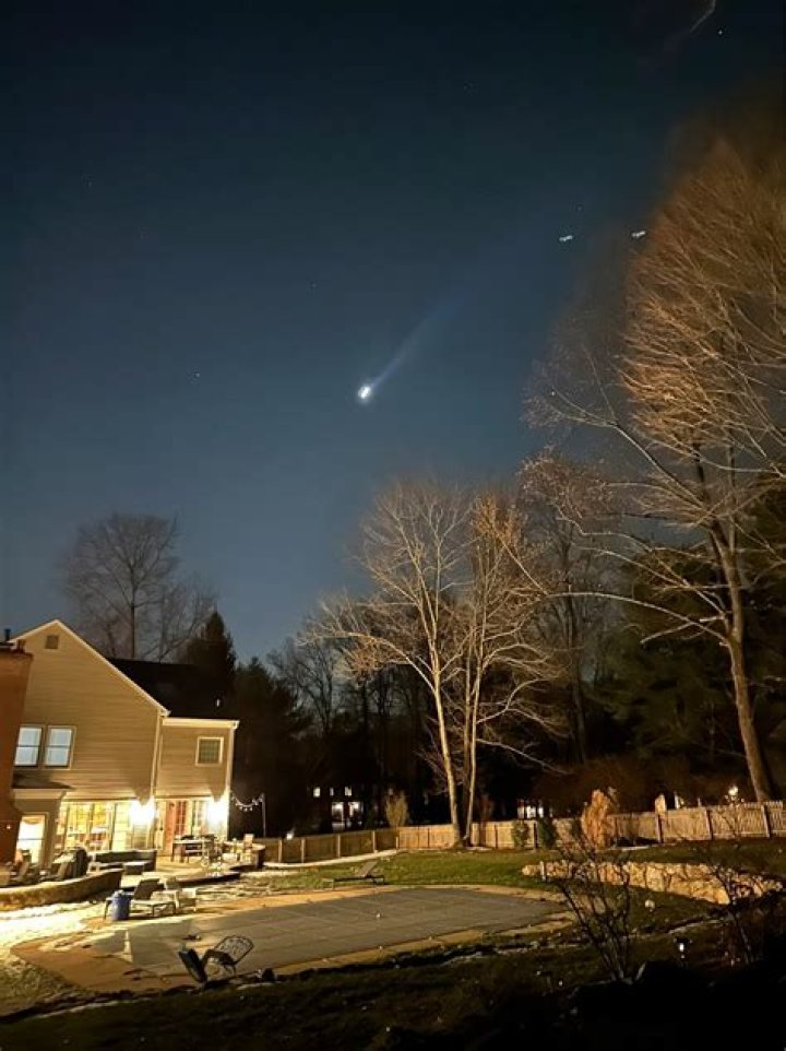 Can you see drones at night?