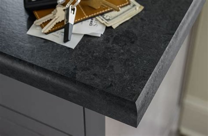 Can you update laminate countertops?