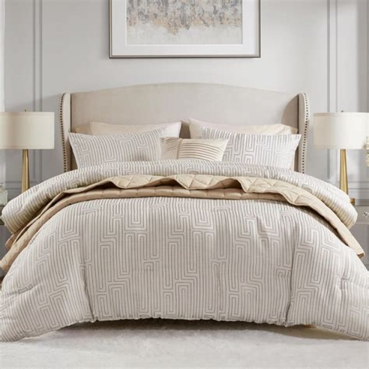 Can you use a duvet by itself?