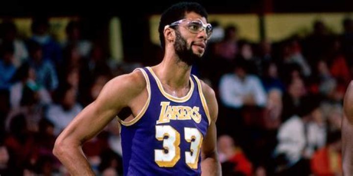 Did Magic Johnson take Kareem Abdul-Jabbar MVP?