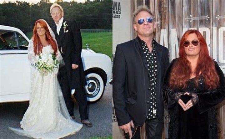 Did Wynonna Judd ever meet her biological father?