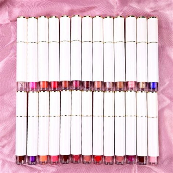 Do guys like lipstick?