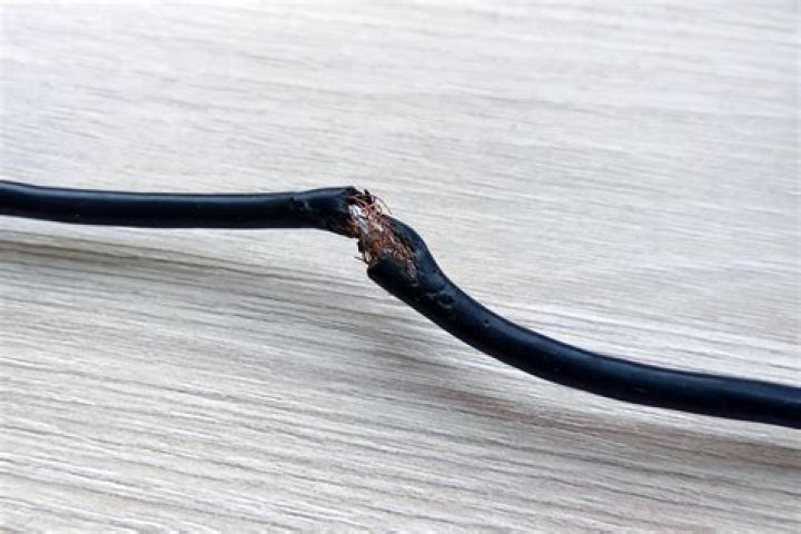 Do informants still wear wires?