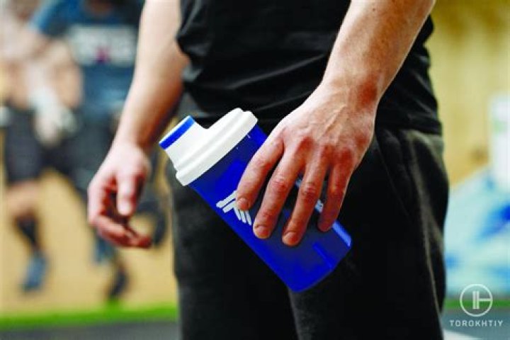 Do NFL players drink Gatorade during games?
