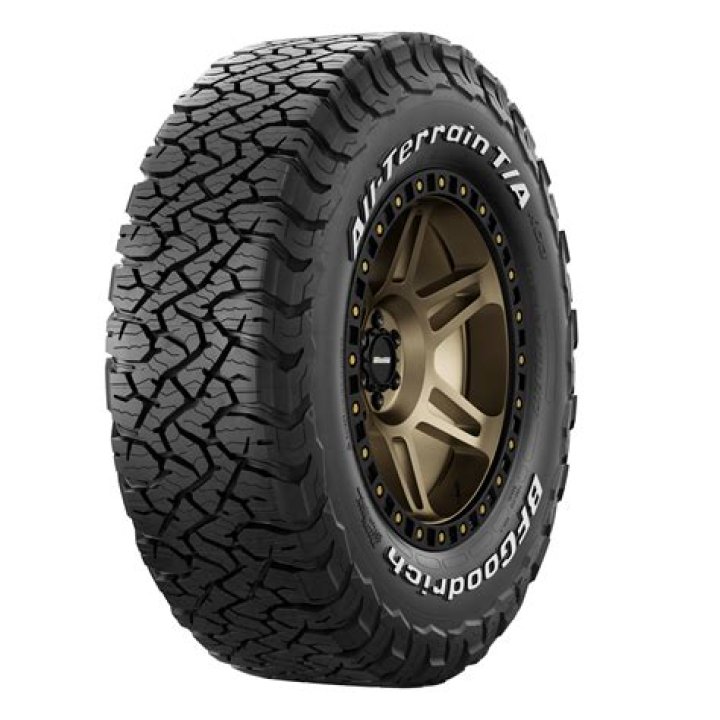 Do snow chains go on all 4 tires?