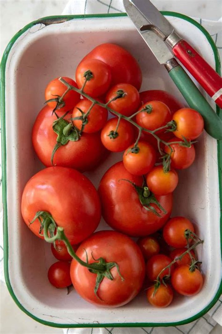 Do you need to refrigerate tomato sauce?
