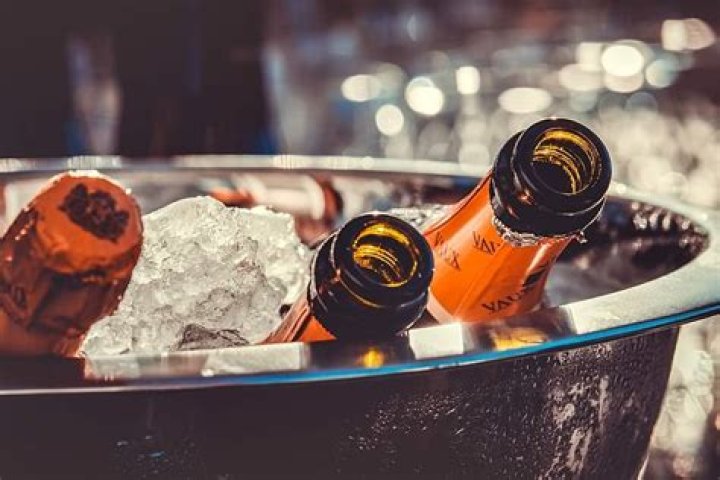 Does champagne freeze in the freezer?