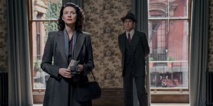 Does Frank Randall cheat on Claire?