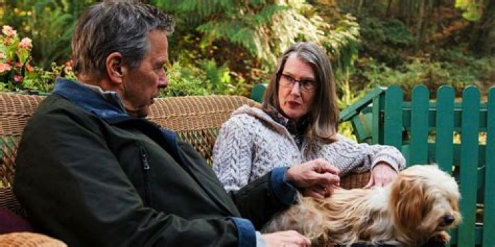 Does hope and Doc get divorced?