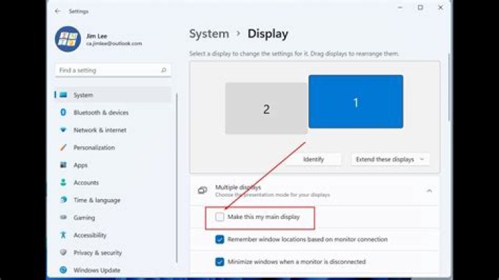 How do I change my Display on Windows 7?