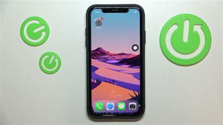 How do I get rid of the circle on my iPhone 13?