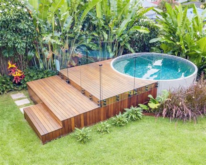How do I keep my pool deck from getting hot?