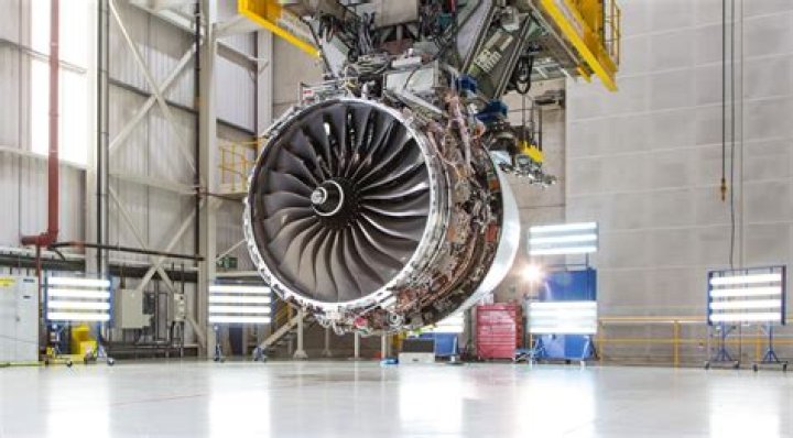 How do jet engines handle rain?