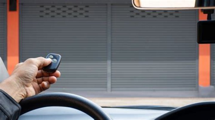 How do thieves break into garages?