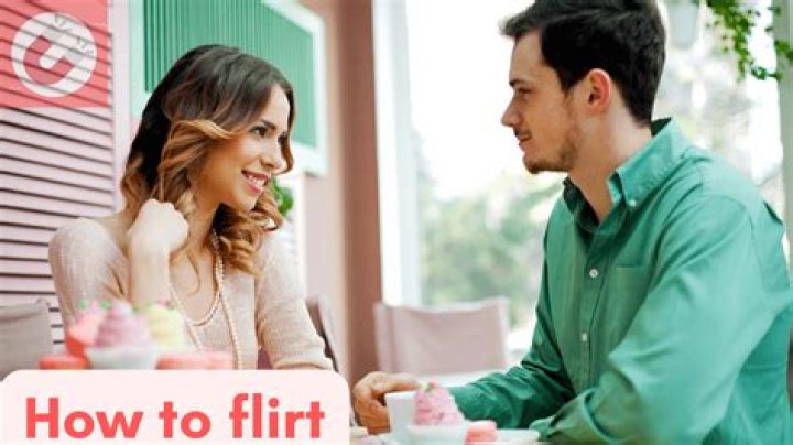 How do u flirt with a girl?