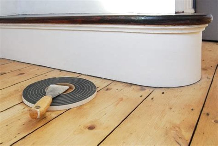 How do you fill the gap between floorboards and skirting boards?