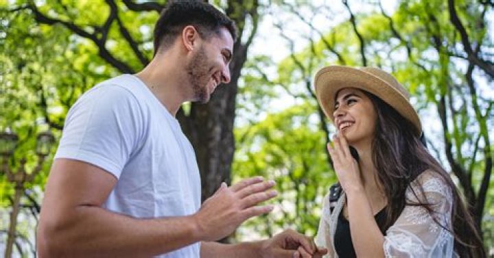 How do you know if a man finds you attractive?