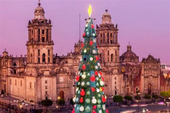 How does Mexico celebrate Christmas Eve?