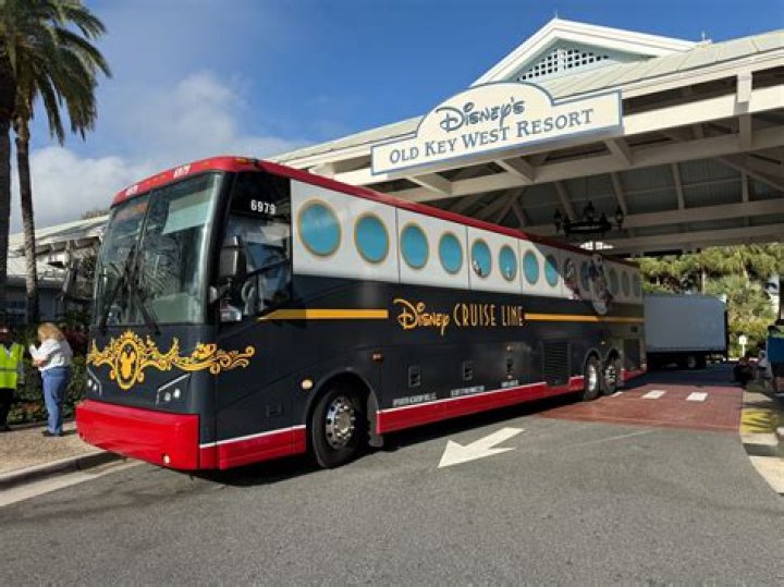 How late do Disney busses run?