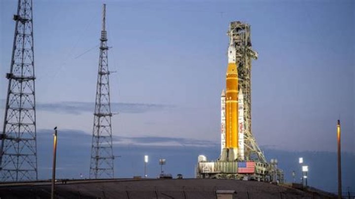 How long does it take NASA to hire?