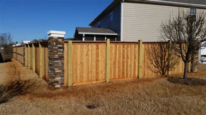 How long should I wait to split wood?