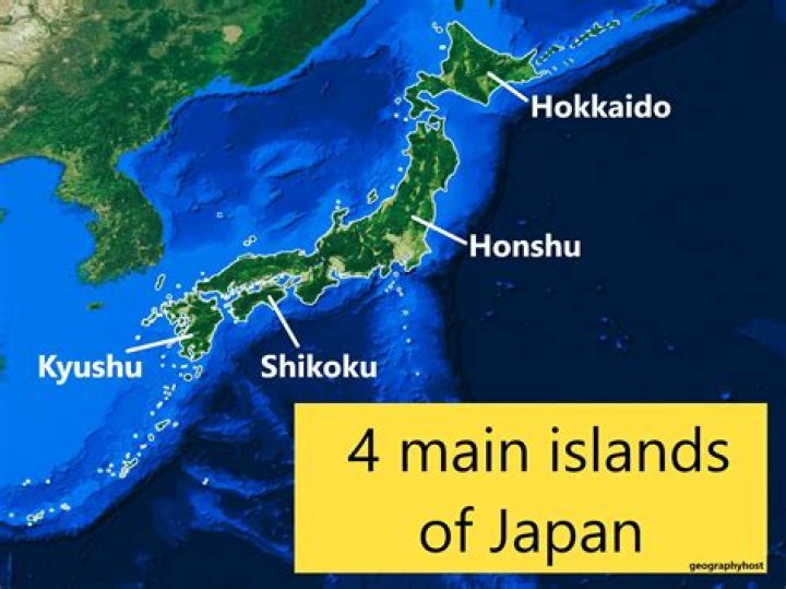 How many islands are in the Lost Ark?