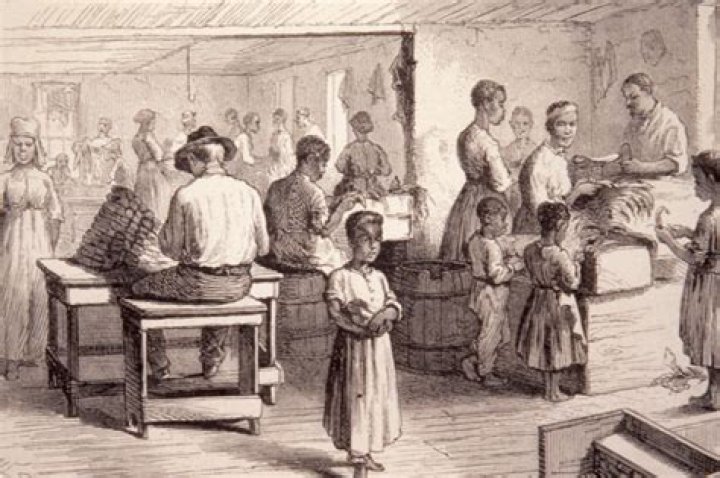 How much did slaves get paid a day?