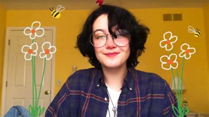 How old is Chloe moriondo?