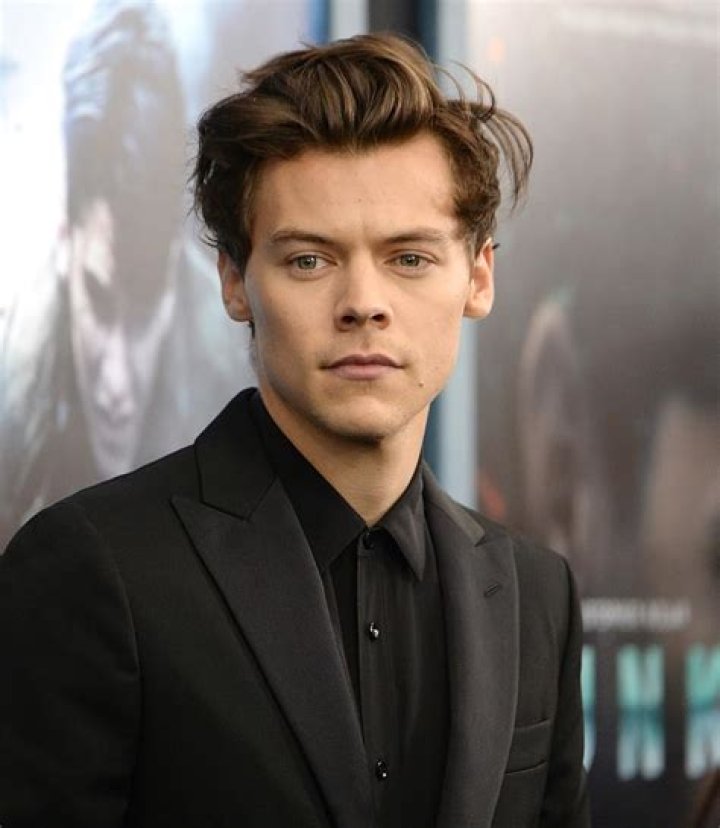 How old is Harry Styles?