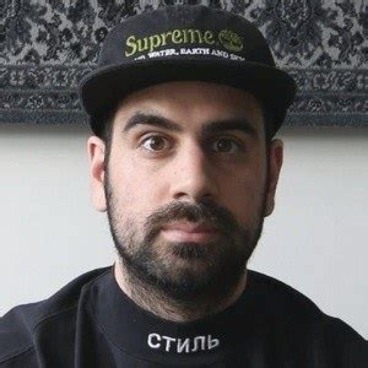 How old is Nicovald?