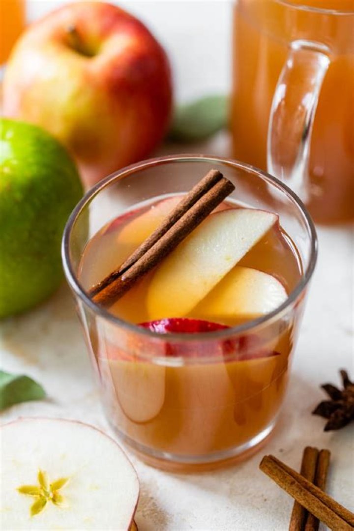 Is apple cider better hot or cold?