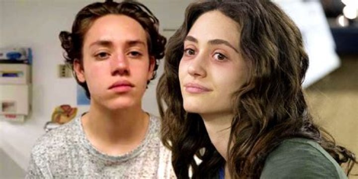Is Carl Fiona's son in Shameless?
