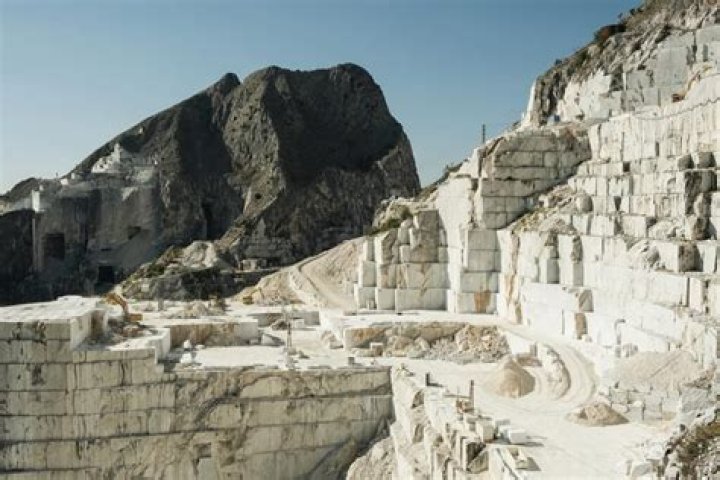 Is Carrara marble expensive?
