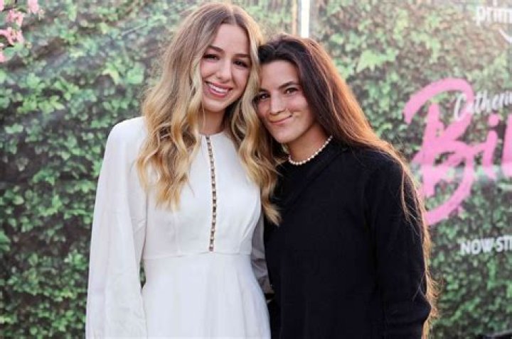 Is Chloe still friends with Maddie?