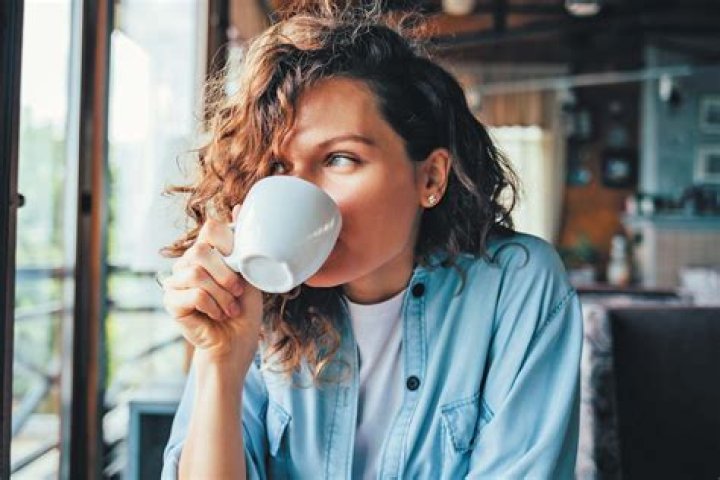 Is it better to drink water or coffee in the morning?