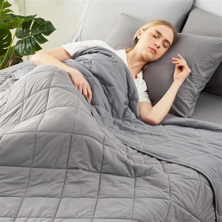 Is it OK to sleep under a blanket?