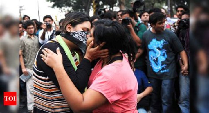 Is kiss invented in India?