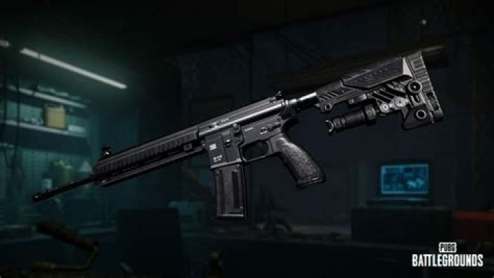 Is M416 better than AUG?